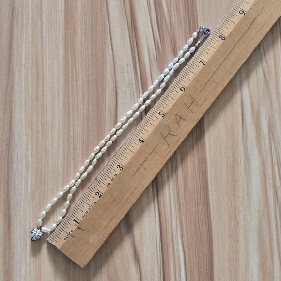 Freshwater Pearls 16" Necklace Heart Charm with Rhinestones Light Yellow Pearl - Picture 5 of 5